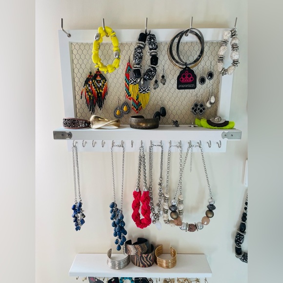 Paparazzi Jewelry Package - Jewelry Only - Picture 2 of 4